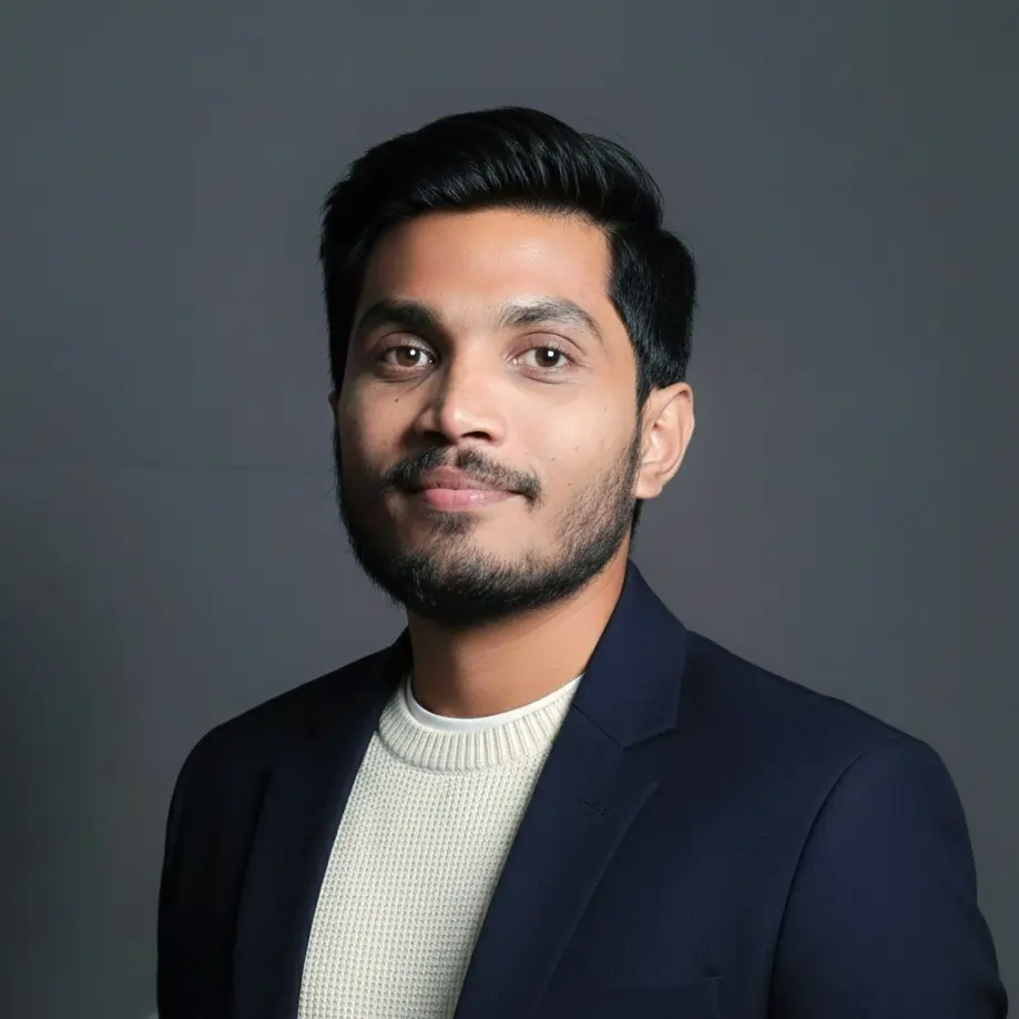 Harshil Miyani, developer at Try To Calculator, portrait photo
